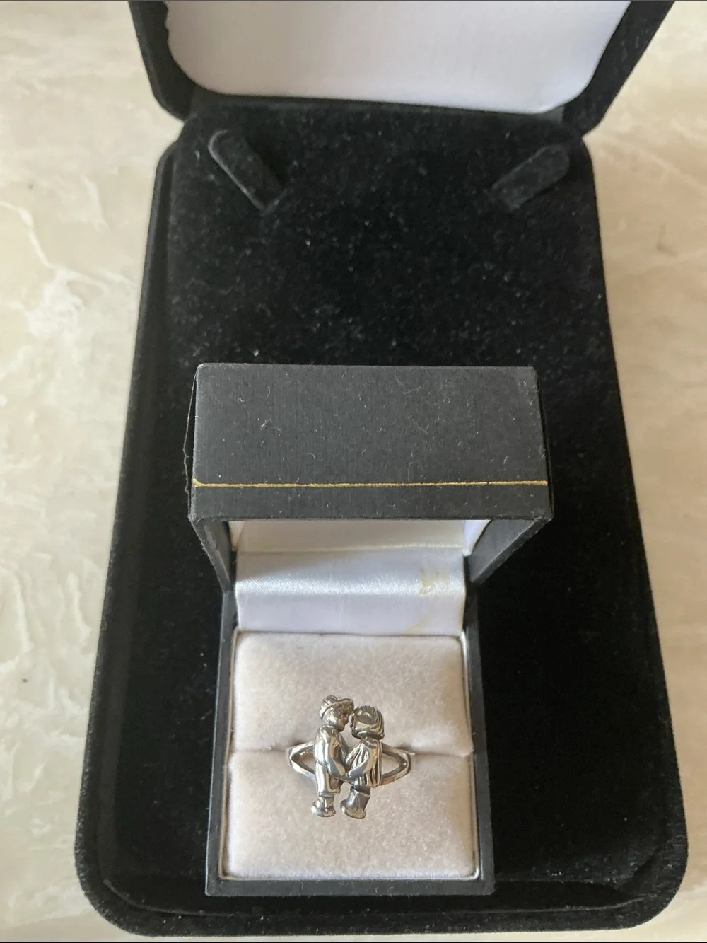 Sterling Silver Two Children Embrace Ring - Silver